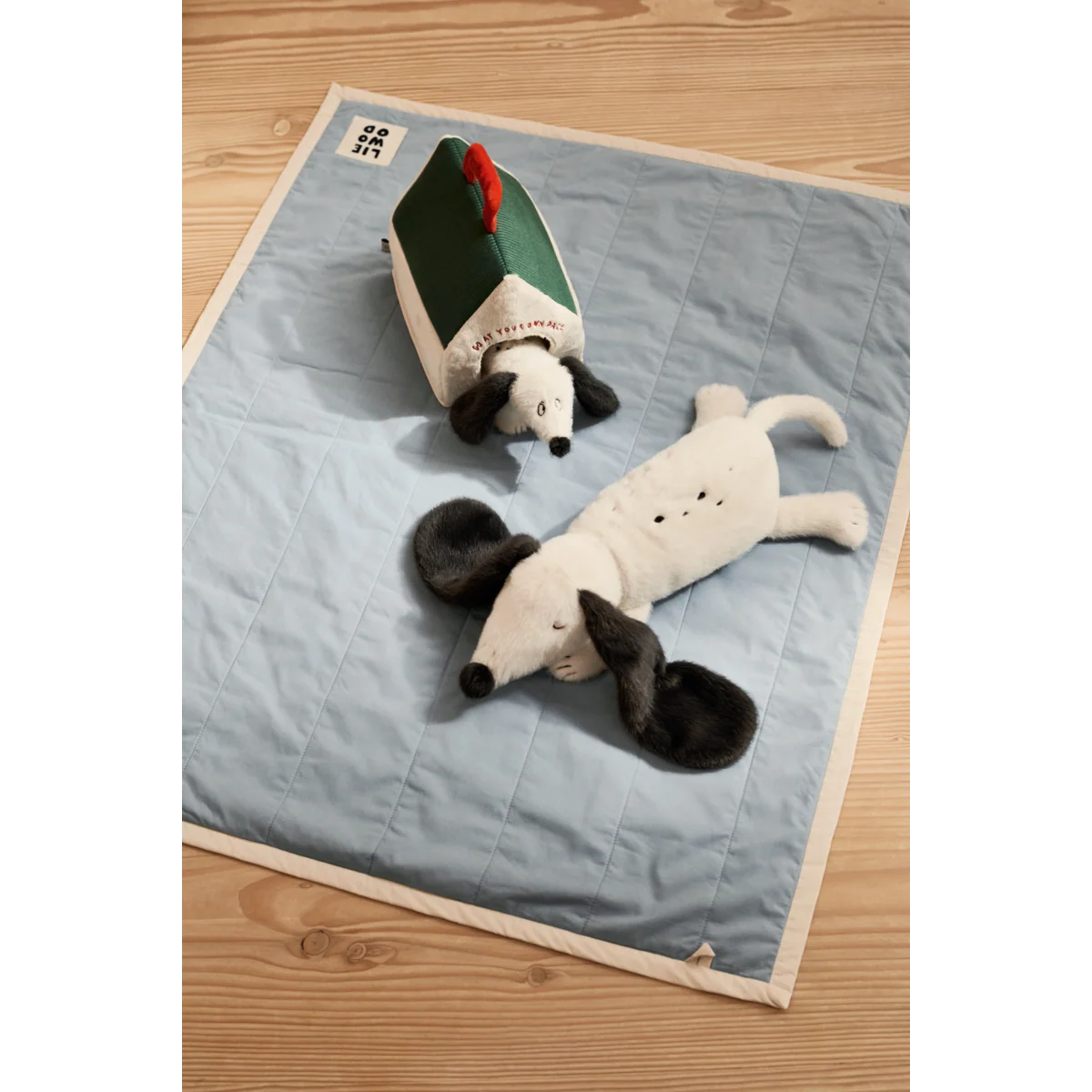 Peluche Berto el Perro dormilón Liewood