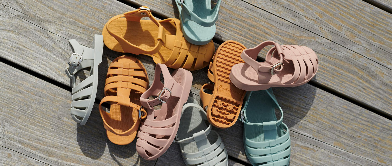 Sandalias Cangrejeras infantil Bre Rose de Liewood