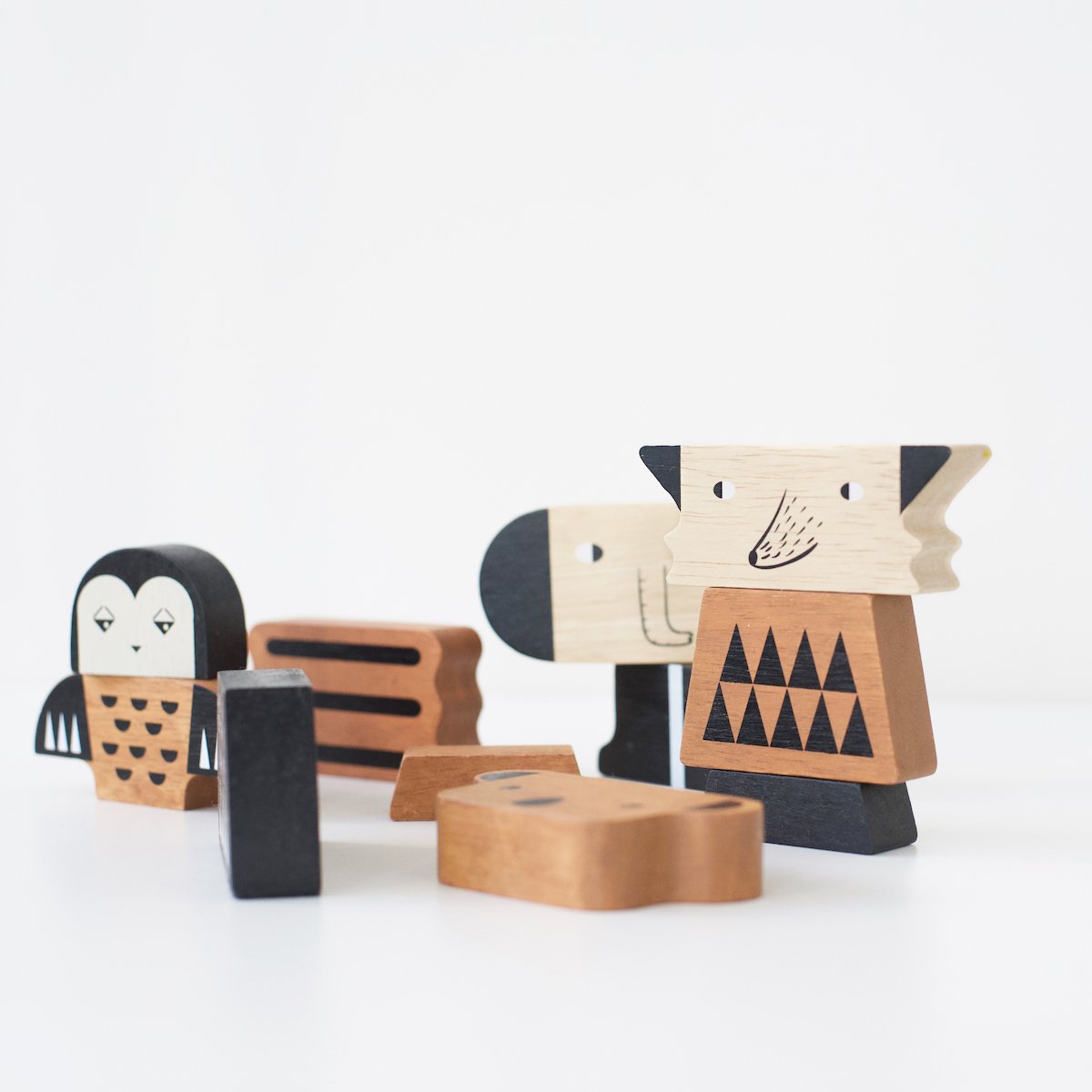 Torre Animal de madera - Wee Gallery